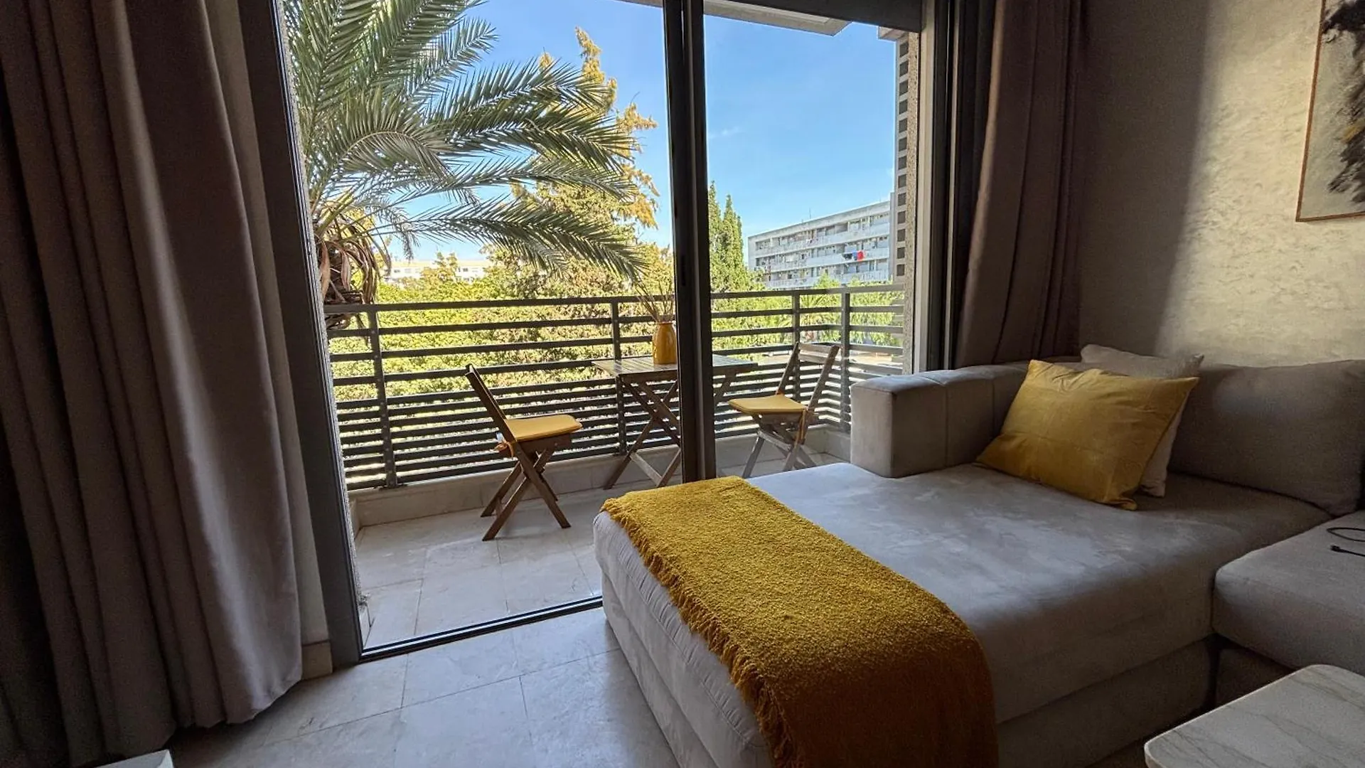 Maya Suites - Appartement Design Et Terrasse Privative Casablanca Maroc